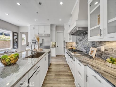 61  Windwalker  , Tustin, CA