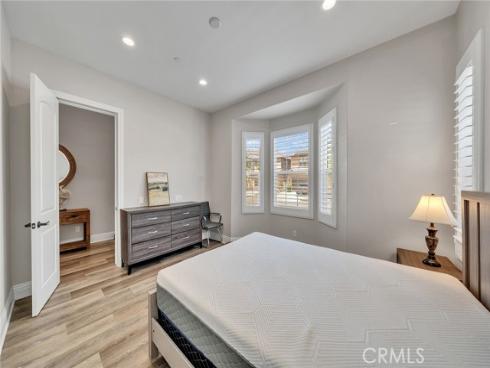 61  Windwalker  , Tustin, CA