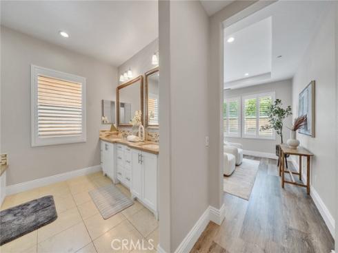 61  Windwalker  , Tustin, CA