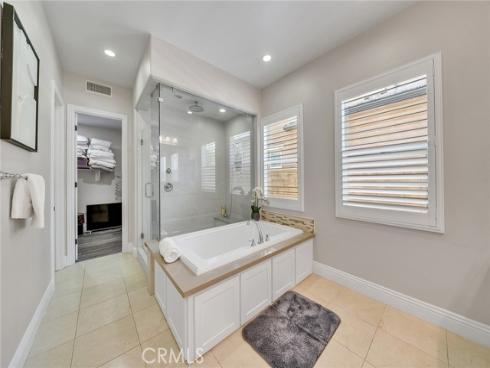 61  Windwalker  , Tustin, CA