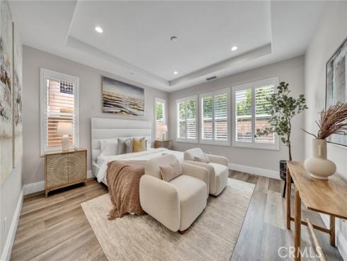 61  Windwalker  , Tustin, CA