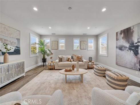 61  Windwalker  , Tustin, CA