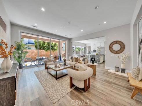 61  Windwalker  , Tustin, CA