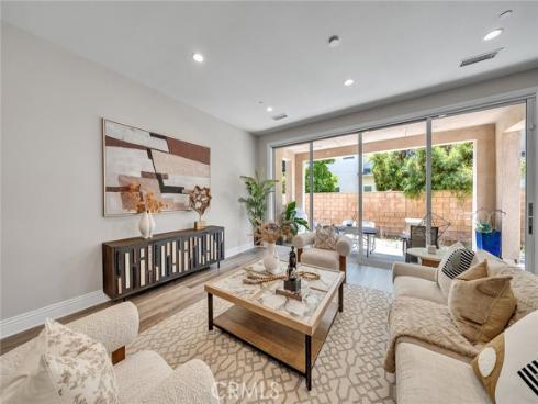 61  Windwalker  , Tustin, CA