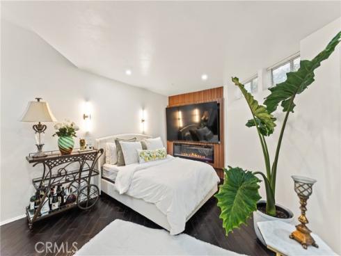 12709 Trent Jones Lane, Tustin, CA