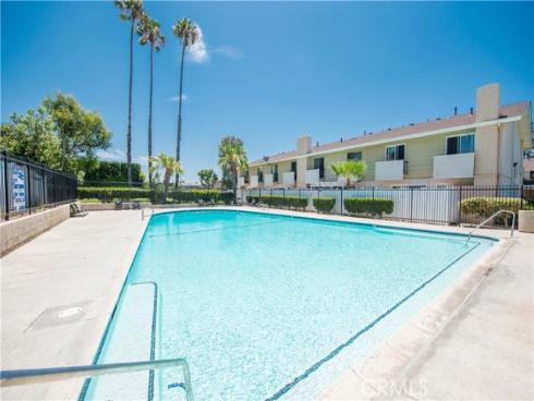 1192 Mitchell 77 Avenue, Tustin, CA