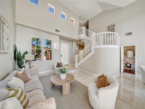 2466 Aquasanta , Tustin, CA