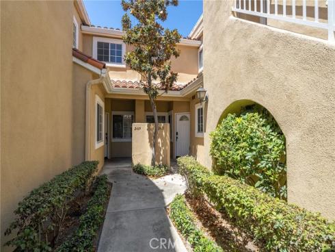 2413  Mira Monte   Court, Tustin, CA