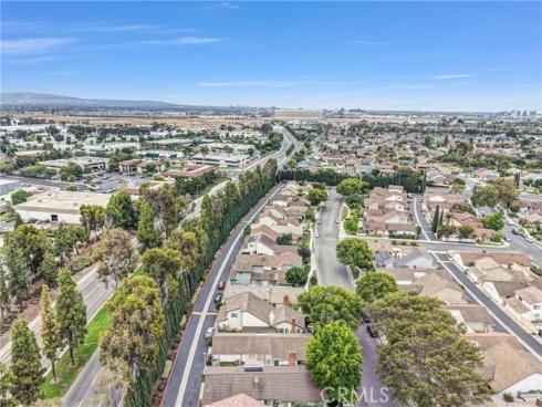 14332 Pinewood Road , Tustin, CA