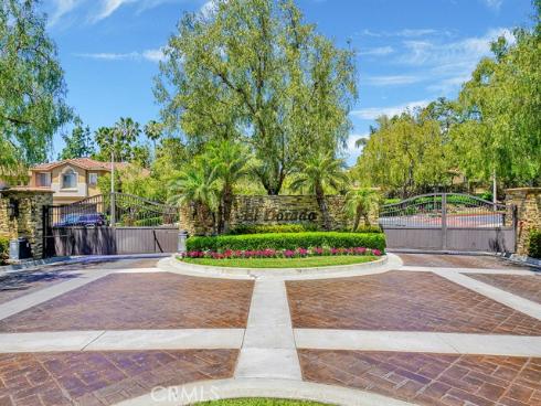 2564  Newman   Avenue, Tustin, CA
