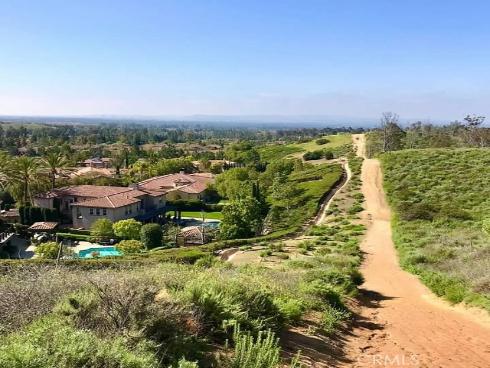 2564  Newman   Avenue, Tustin, CA