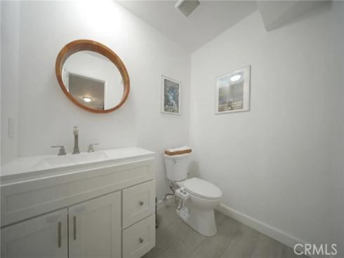 1881  Mitchell  57  Avenue, Tustin, CA