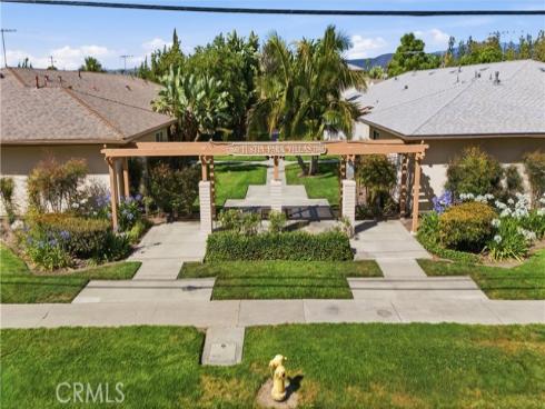 1881  Mitchell  57  Avenue, Tustin, CA