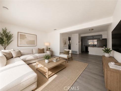 1881  Mitchell  57  Avenue, Tustin, CA
