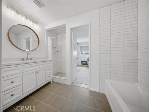 1881  Mitchell  57  Avenue, Tustin, CA
