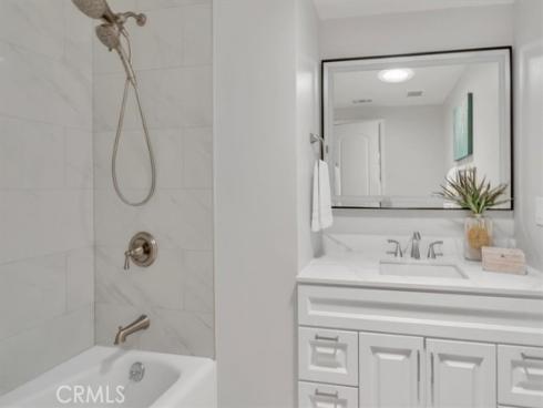 14272  Acacia  , Tustin, CA