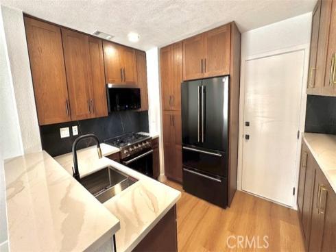 1201  Orlando  , Tustin, CA