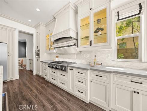 16  Windrow Rd  , Tustin, CA