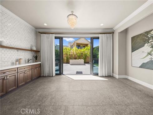 16  Windrow Rd  , Tustin, CA