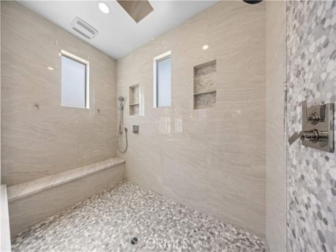 16  Windrow Rd  , Tustin, CA