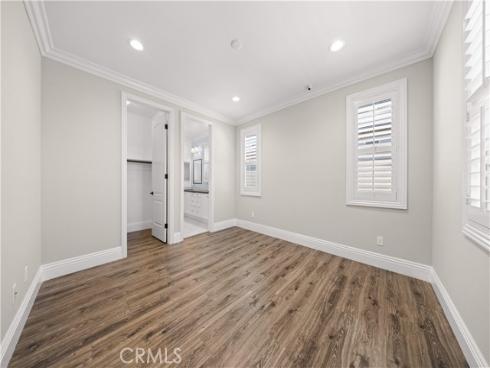 16  Windrow Rd  , Tustin, CA