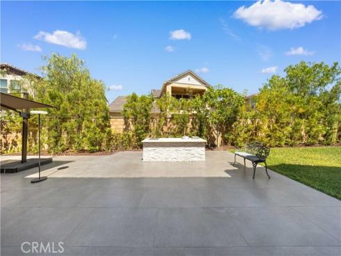 16  Windrow Rd  , Tustin, CA