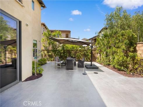 16  Windrow Rd  , Tustin, CA
