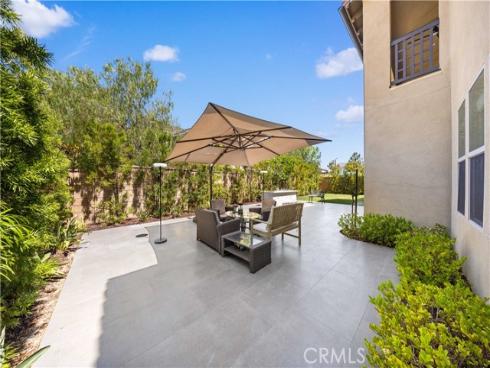 16  Windrow Rd  , Tustin, CA