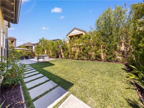 16  Windrow Rd  , Tustin, CA