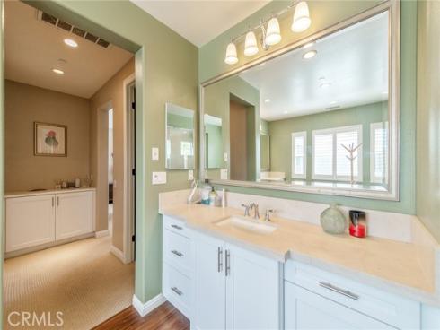 220 Barnes Road, Tustin, CA