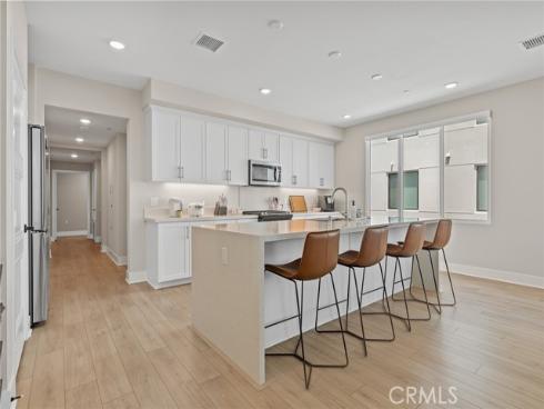 16289  Dawn Way  209 , Tustin, CA