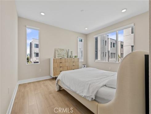 16289  Dawn Way  209 , Tustin, CA