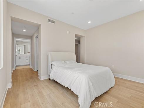 16289  Dawn Way  209 , Tustin, CA