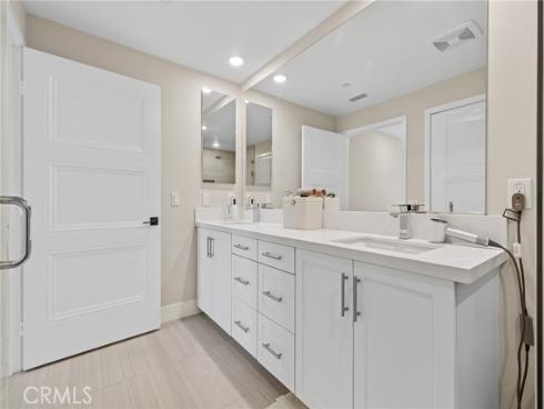 16289  Dawn Way  209 , Tustin, CA