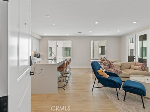 16289  Dawn Way  209 , Tustin, CA