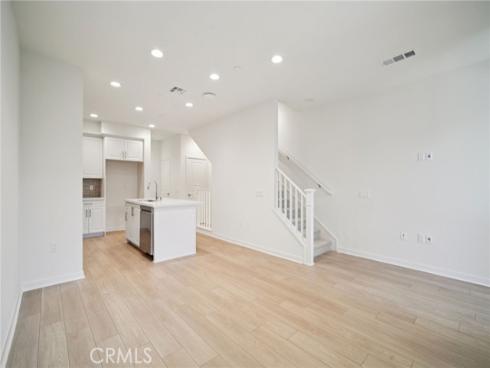 156  Balsawood  , Tustin, CA