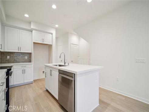 156  Balsawood  , Tustin, CA