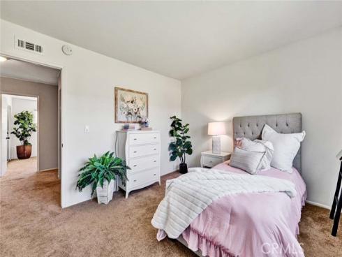13660 Red Hill 51 Avenue, Tustin, CA