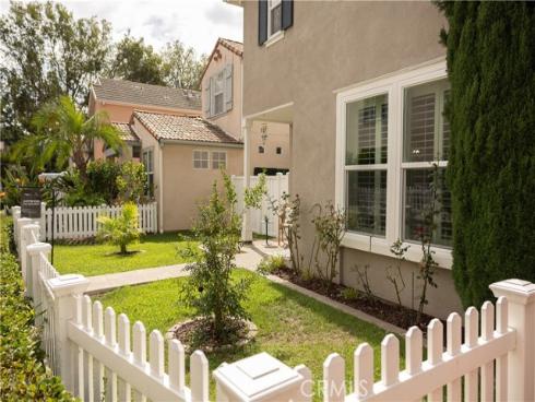 13051 Arborwalk Lane, Tustin, CA