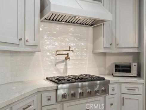 2555  Reynolds   Drive, Tustin, CA