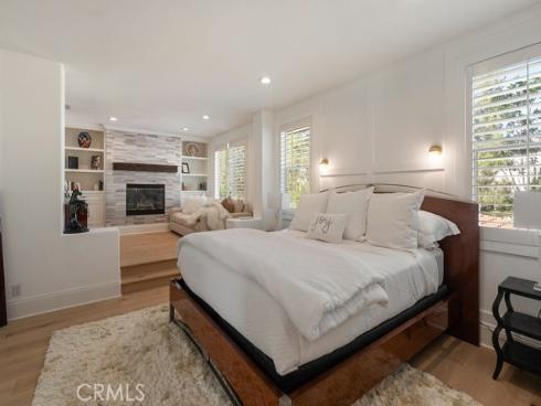 2555  Reynolds   Drive, Tustin, CA