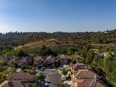2555  Reynolds   Drive, Tustin, CA