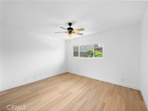 655 W 6th  A , Tustin, CA