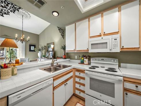 2960 Champion 709 Way, Tustin, CA