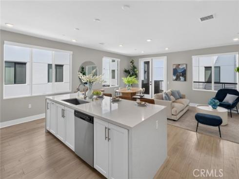16289 Dawn 209 , Tustin, CA