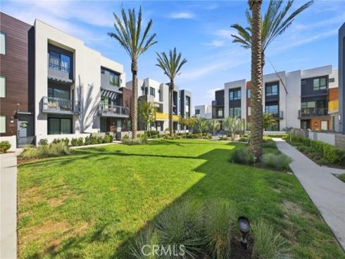 16289 Dawn 209 , Tustin, CA