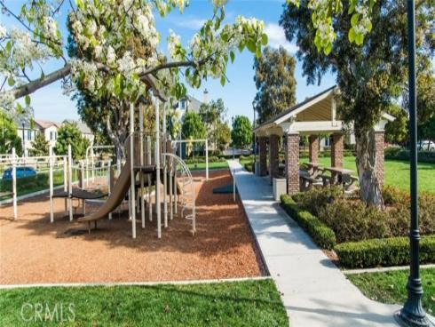 1407 Williamsburg St Street, Tustin, CA