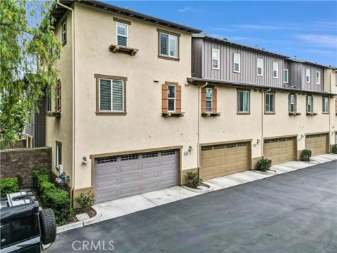 284 Tustin Field Drive, Tustin, CA