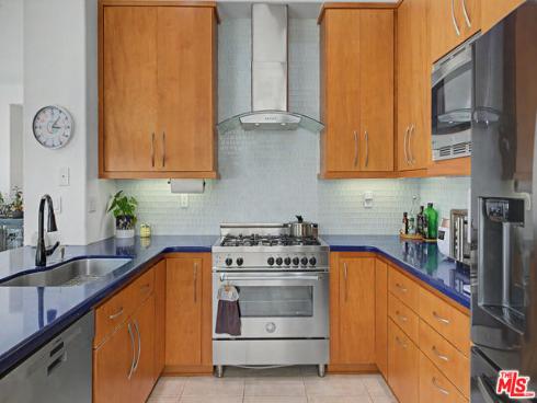 10884  Kimball   Place, Tustin, CA