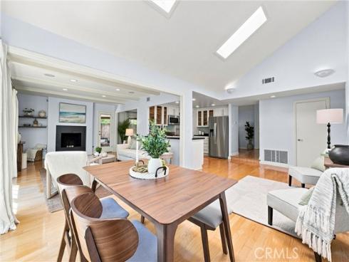 2142  Fallen Leaf  , Tustin, CA